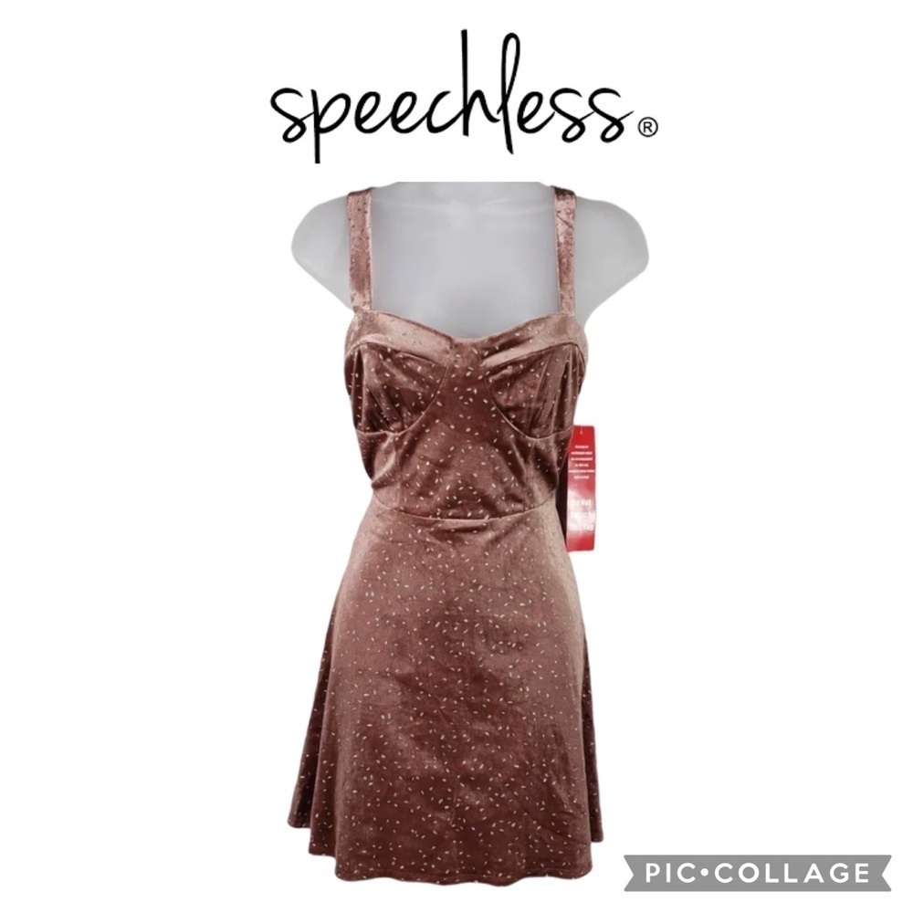 Speechless Velvet Skater Dress Fit & Flare Mauve Silver Dots L NWT $59